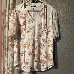 Chico's Floral V-Neck Women's Top - Cream and Pink